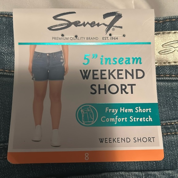 Seven7 Fray Hem Stretch Comfort Weekend Shorts Size 8. NWT. - Picture 7 of 13